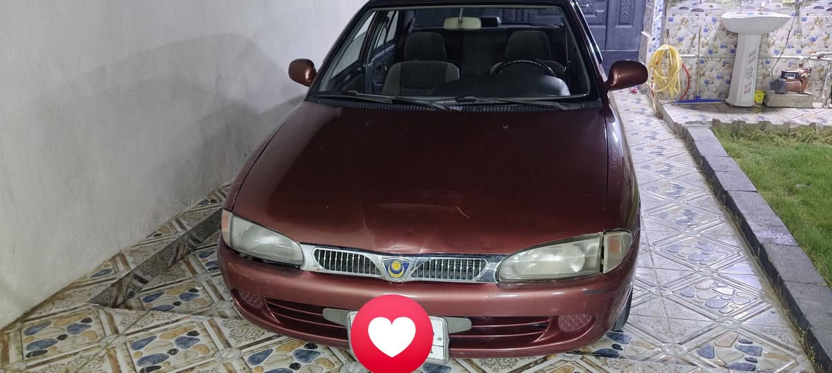 برتون 2004
سياره جاهز بدون صبغ فقط نص جامرلغ السكن 
السعر 55وبيها مجال 
***********
