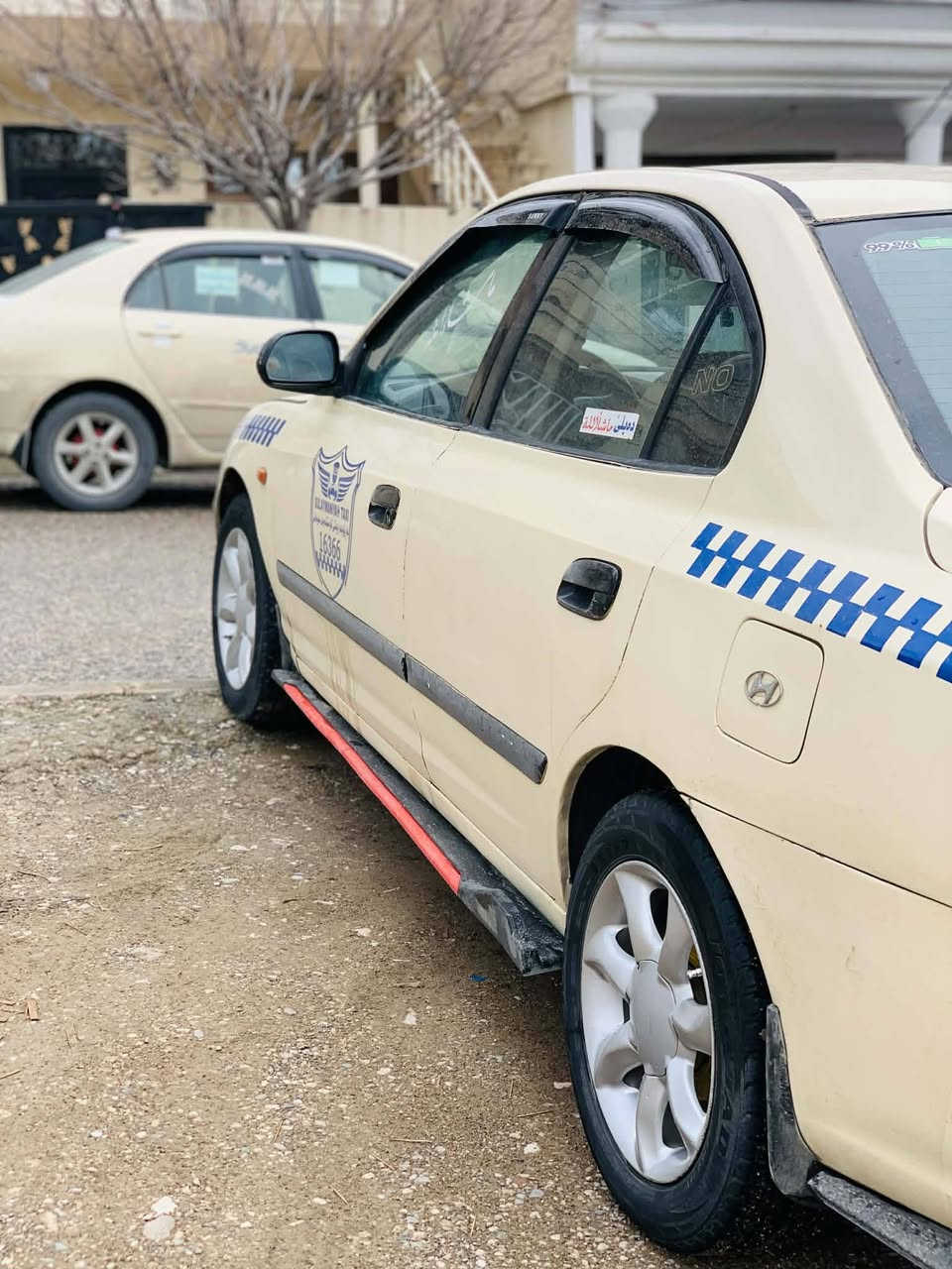 سەرەتا بە ناوی خوا
هۆندا تەکسی ٢٠٠٢

ئەم گوڵە جوانە بۆ فرۆشتن 

ماڵی کەسابەت

٤ جام کارەبا

کامل سپۆرت

ڕەقەم عەسڵی

ناو زەرد

ئێرباگی سوکان و داشبۆرد

گێڕ و مەکینە بە شەرتی ١٠٠ فیتەر بێ دوکاڵ و بوخار

بێ تەقەو ڕەقە

پلێتی تازەیە بەس سەنەوی ساڵێکە بەسەرچووە بە شەرتی تەحول و غرامە

٤ تایەو ویلی لۆک ویلی هەولێری

ناونیشان سلێمانی 

 ***********

ڤایبەری لەسەرە

سعری ٧٢ گاڵاو کەمێک معامەلە
