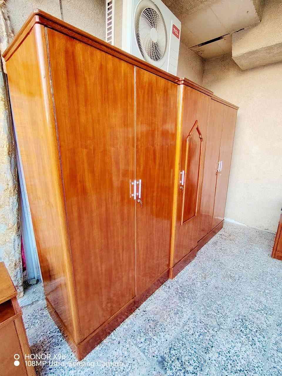 بلااااااااااااااش 
غرفة اخشاب صاج شغل الحلة عباسي 5 بيبان تكمة ب 400 ألف *********** العمارة حي العسكري قرب مدرسة المربد
