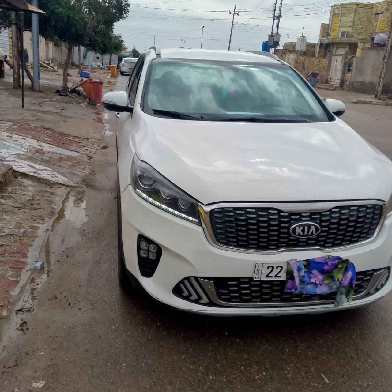 سورنتو خليجي موديل 18شكل ٢٠
رقم اربيل انكليزي  باسم ولد بلعماره 
فول مواصفات ماعدى البنوراما
صبغ عام اثر واكعه من حمل الالتريله تعمير بسيط سونار موجود
6 سلندر
7 راكب 
3 قطع تبريد سياره جديده وجاهزه 
سعرها 168
العنوان ميسان الرقم ***********
