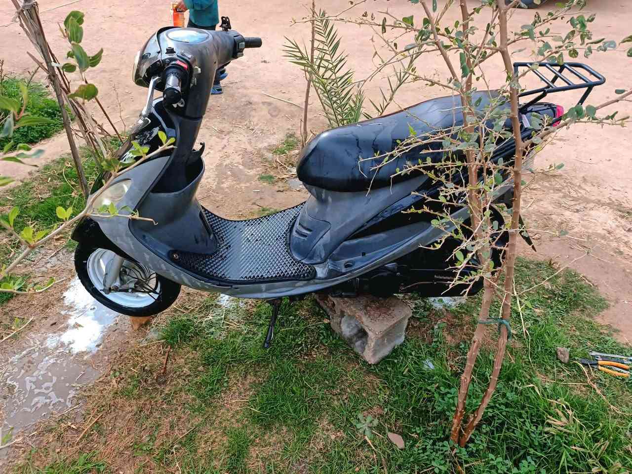 ا مكلف بل نشر
السلام عليكم دراجة للبيع ماكس منغولي

 مامفتوحه ختم واحد وي المكينه.. ***********
السعر 500 وبيه مجال
