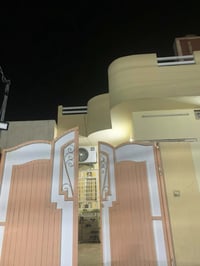 بيت للبيع • القادسية الثانية • ١٠٠م