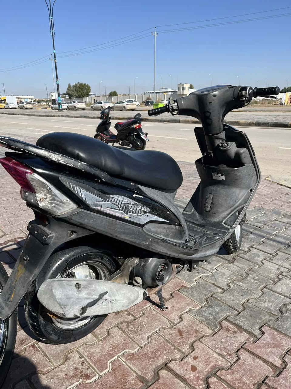 السلام عليكم دراجه ماكس عدله للبيع بلاديه 49كفاله دراجه خير من الله ختم واحد ملاح فول لكفرات نضافه ٧٥٪؜كهربائيات كله شغاله شلعه معدل خير من الله سلف هندر شغال مكان كوت داموك اي ستفسار على هذه لرقم ***********
