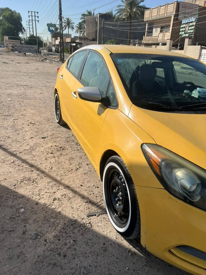 السلام عليكم كيه فورتي موديل ٢٠١٥ سياره مال جنايه سياره بسمه كامله كير مكينه خير من الله حادثه موجود بصور مال امريكا معروضه ١٠٠ بيه مجال حك جيه ***********
