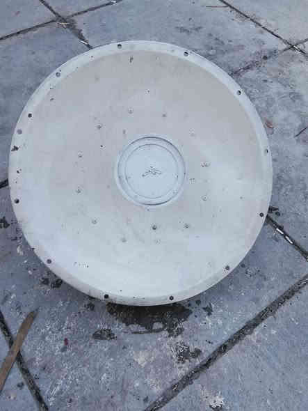 السلام عليكم برج للبيع
دشات دعدد2 الحجم واحد 30ثاني معلك ماعرف شكد الحجم نوع الدش يوبي انتي 
سكاتر عدد 6 مع الروكت ميكرو تك
سسكو عدد 3 النوعيه واحد 2960 و وثنين 2950
عاكسه عدد2 فولت12
راك عدد 1
حديد 18متر حديد يراني 
متوفر على الوتساب ***********
