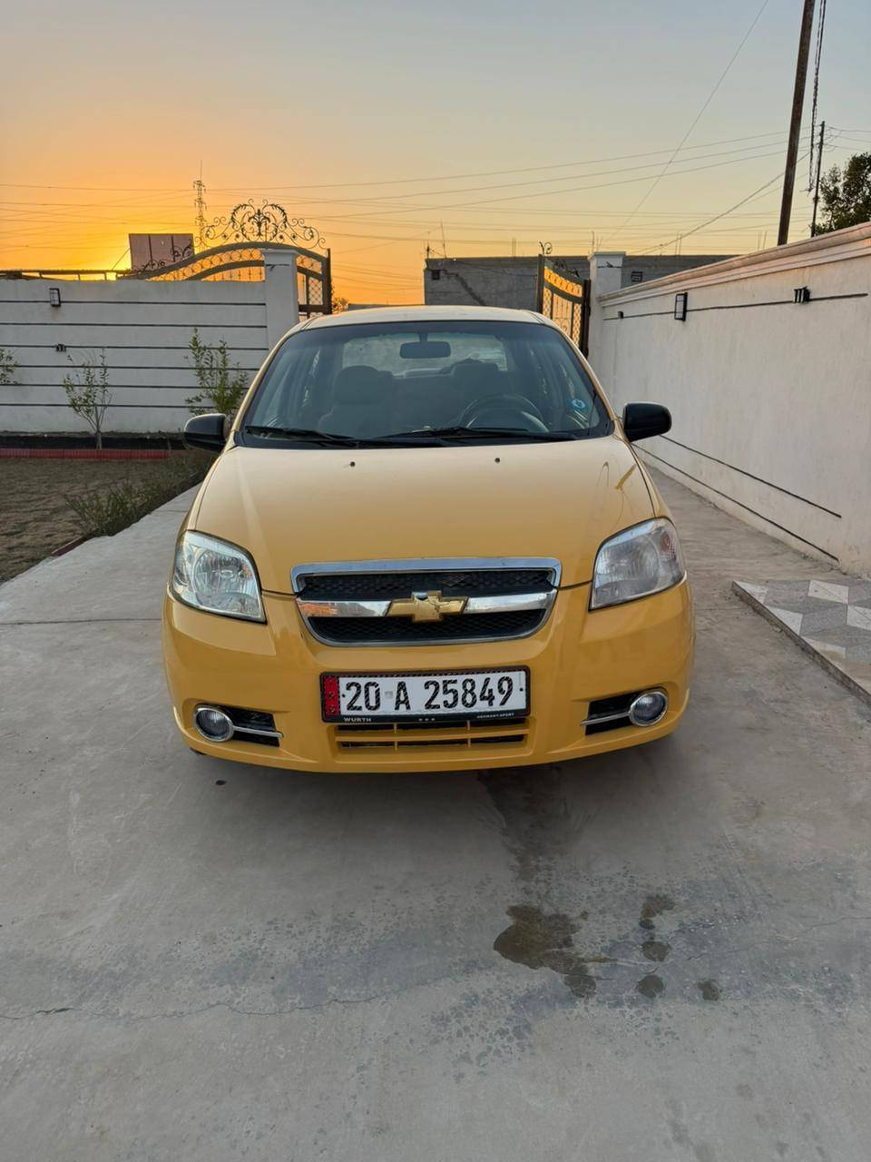 السلام عليكم 
افيو 2011  خليجي محرك مفتوح رقم انكليزي ديالى باسمي كير مكينة حدادية جاهزة من كلشي  صبغ حرام للجمالية 
السعر 48 وبيه مجال 
العنوان بابل مشروع المسيب 
***********
