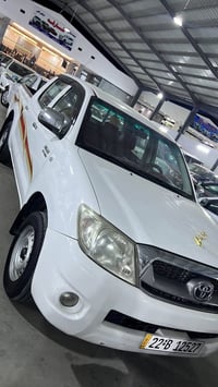 هايلكس • ٢٠١١ • تحويل وكالة