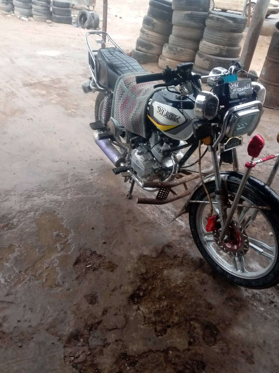 سلام عليكم دراجه للبيع موديل 22 دراجه كفاله عامه أوراق كارتوني محرك مامدود عليه  اسبانه المكان ديالى الخالص هبهب السعر خاص اتصل على رقم ***********
