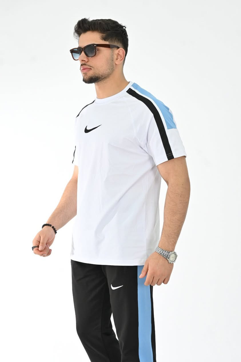 تراك قطن ماركه (نايك)كلش حلو ومرتب ب لبس ✈️🤍

سنتر سبورت 

قياسات المتوفره (S/M/L/XL/XXL)👍

العنوان / ديالى خانقين مجمع حجي قاسم مقابل حبيب مول 

متوفر خدمة توصيل الى كافة انحاء العراق 
(***********)
او ارسال رساله على صفحة 
Nawnishan / xanaqin - mujama- haje- qasem

Gayandn bardasta bo hamw iraqw kurdistan 
📥Direct , ***********#العراق 
#
