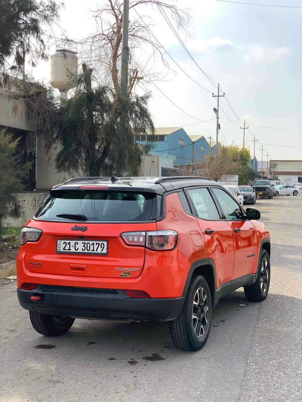 2020 𝐉𝐄𝐄𝐏 𝐂𝐎𝐌𝐏𝐀𝐒𝐒-𝐓𝐑𝐀𝐈𝐋𝐇𝐀𝐖𝐊
مۆدێل 2020
دەبڵ ئەکسل (٥ نیزامی ڕۆشتن) قفڵ ئەکسل
فول مواسەفات 
شەغال
صقف ڕەش
کوشن جلد
شاشە گەورە
تەبرید مەرکەزی
کوشن هیت
سوکان هیتر
‏‎جيب كومباس شكل جديد موديل : 2020

‏‎المواصفات : 𝐓𝐑𝐀𝐈𝐋𝐇𝐀𝐖𝐊
‎دةبل اكسل 4x4
‎‏‎بصمة ابواب 
‎‏‎بصمة تشغيل 
‎‏‎كاميرا
‎هاند بريك بصمة
‎اوتو هولد :  Auto Hold
‎اوتو ستارات : Auto Stard 
‎اوتو ستارات : Auto Stop‎
‎رادار امامي (تحديد مسار)
‎‏‎رادار جانبي (نقاط عمياء)
‎‏‎رادار خلفي (التحذير من الاصطدام)
‎‏‎حساسات خلفي 
‎نظام : AUTO
‎نظام :  ECO
‎نظام : SPORT
‎نظام : OFF-ROAD
‎نظام : SNOW
‎تحكم ستيرين
‎ستيرين هيتر
‎كشنات جلد
‎كشنات كهربائي
‎كشنات هيتر
‎تبريد لمس
‎تبريد مركزي
‎
ڕقم شاصي: 3C4NJDDB4LT133289
4 پارچەی بۆیاغە لەگەڵ پەلەیەک لە سقفی بەشی دواوە
ئێڕباگ سیستەم
نرخ:101
ژ.م :*********** أربيل, العراق
