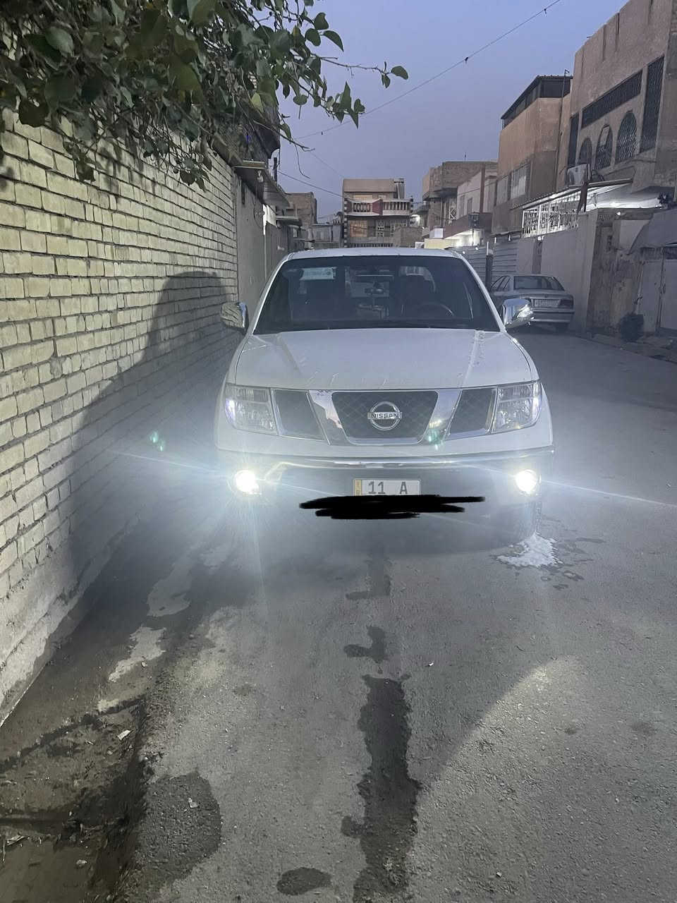 السلام عليكم نافارا للبيع او مراوس بأحدث وأنطي فرقكوديل 2010 رقم بغداد بأسمي دولي سيارة كاملة من كل النواحي بيه قطعتين صبغ باب الخلف السايق والجاملغ صفحة السايق مكاني بغداد السعر 95 رقم الهاتف *********** بي واتساب
