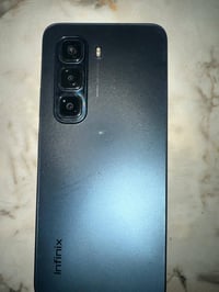 هاتف معروض للبيع الاسم : infinix hot 50 pro الذاكرة: 256  الرام 8GB +8...
