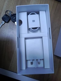 هونر x9q بس مفتوح من لكارتونه سعره 450 مكان مدينه الصدر 07705245090
