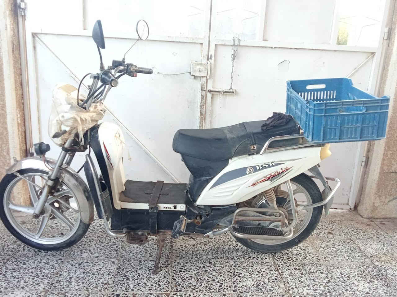 السلام عليكم
يوجد ماطور شحن للبيع كشره نضيف حيل بس بطارياته تعبانه للأستفسار الاتصال على الرقم *********** وبي واتساب السعر مناسب
