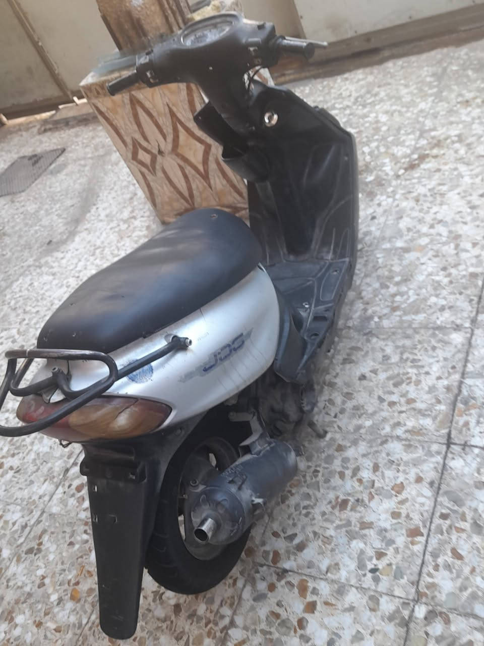 دراجة ماكس قجمة دراجة نضيفة تخبل مكينة هاون لا تبخير ولا نروح ولا تنقيص شغالة هندر نكرة لكلوب لامامي موجود وسواد مال هندي موجود نقص بس كفر أمامي سعر 200 وابيهة مجال قليل جماعت ل 130 لا طبون  مكاني بغداد شعب ***********
