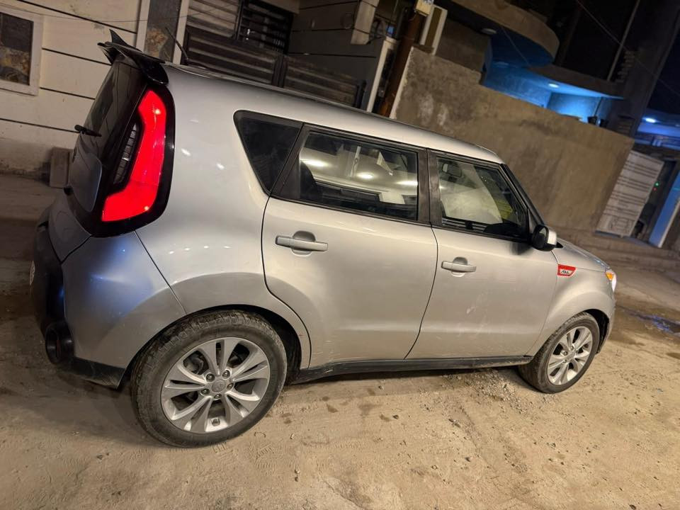 السلام عليكم كيه صول 2016 وارد أمريكي
صور الحادث موجوده بالبوست 
مكينه جي دي آي كير مكفولات مواصفات نص فول تحكمات بل ستيرن  سعره 110 وبيه مجال 
استفسار  الاتصال على هذا الرقم 0773 377 9400 
مكان السياره الديوانيه
