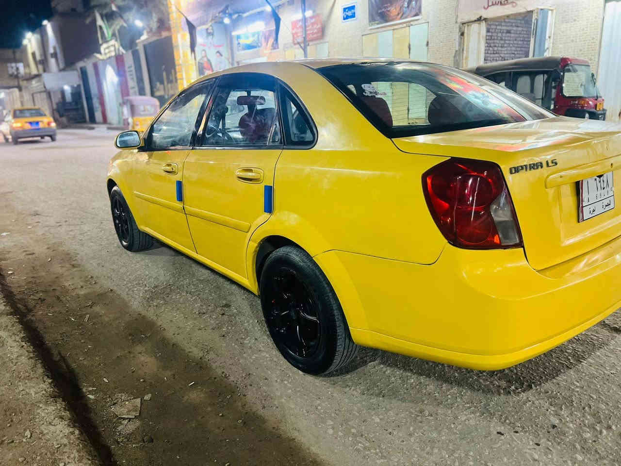 السلام عليكم اوبترا موديل 2010 كفاله عامه عاده خياسات مصلحات مكينه وكير جدا حداديه جديده تخم تاير جديد السياره مال جناي سنويه 2027 مشروع وطني السعر 57 وبيها مجال قليل مكان السياره ميسان العماره رقم الهاتف ***********
