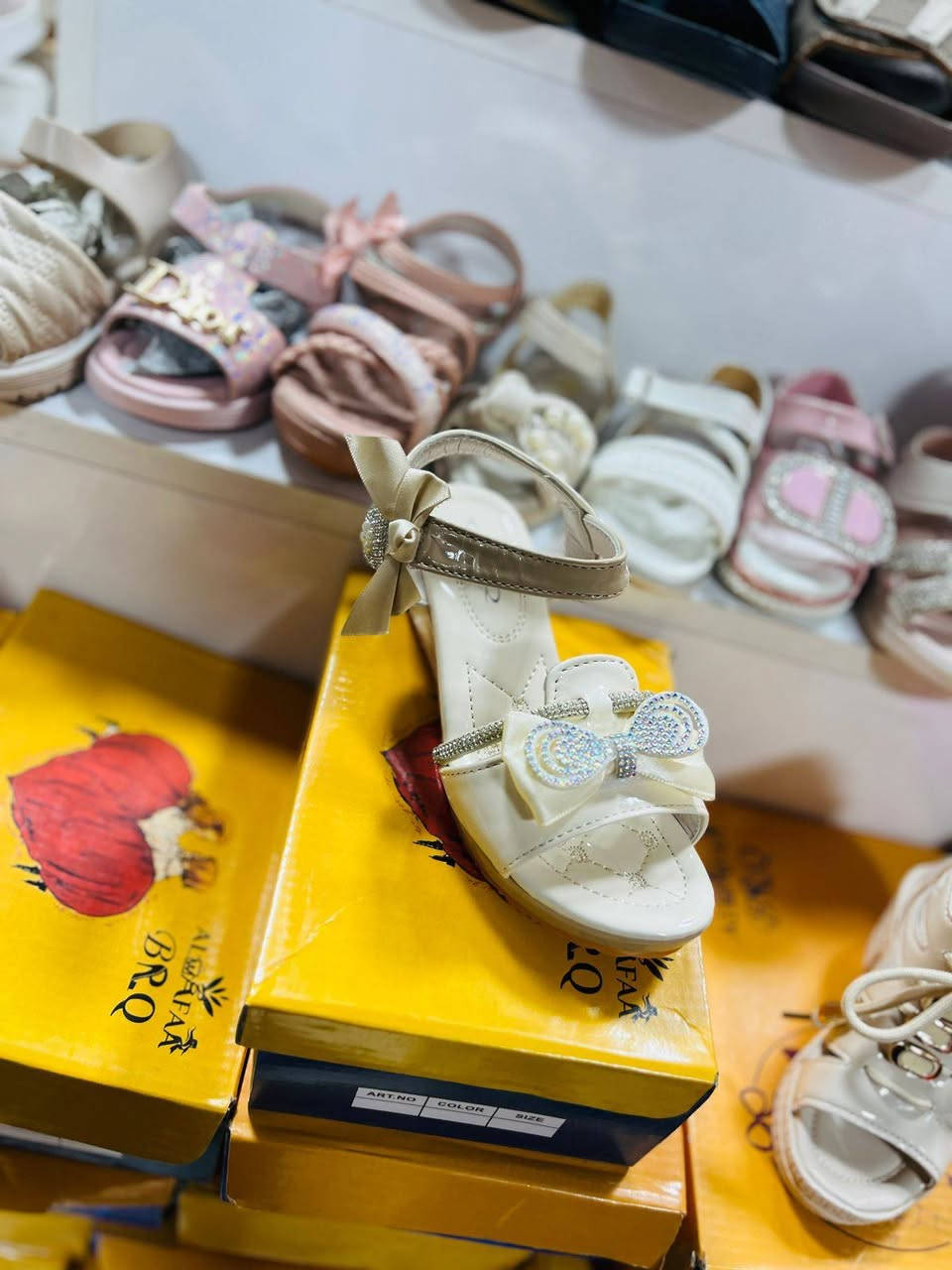 تم وصول بظاعه جديده الى كوزمتك هنودي العنوان الرمادي حي الملعب سوق سلاله
عرض نااارررر

اي قطعه داخل المنشور بس 5000.  الاف دينار


**إذا كنت صاحب هذا الإعلان وتريد حذفه لأي سبب، رجاءا أرسل رسالة إلى الدعم الفني**