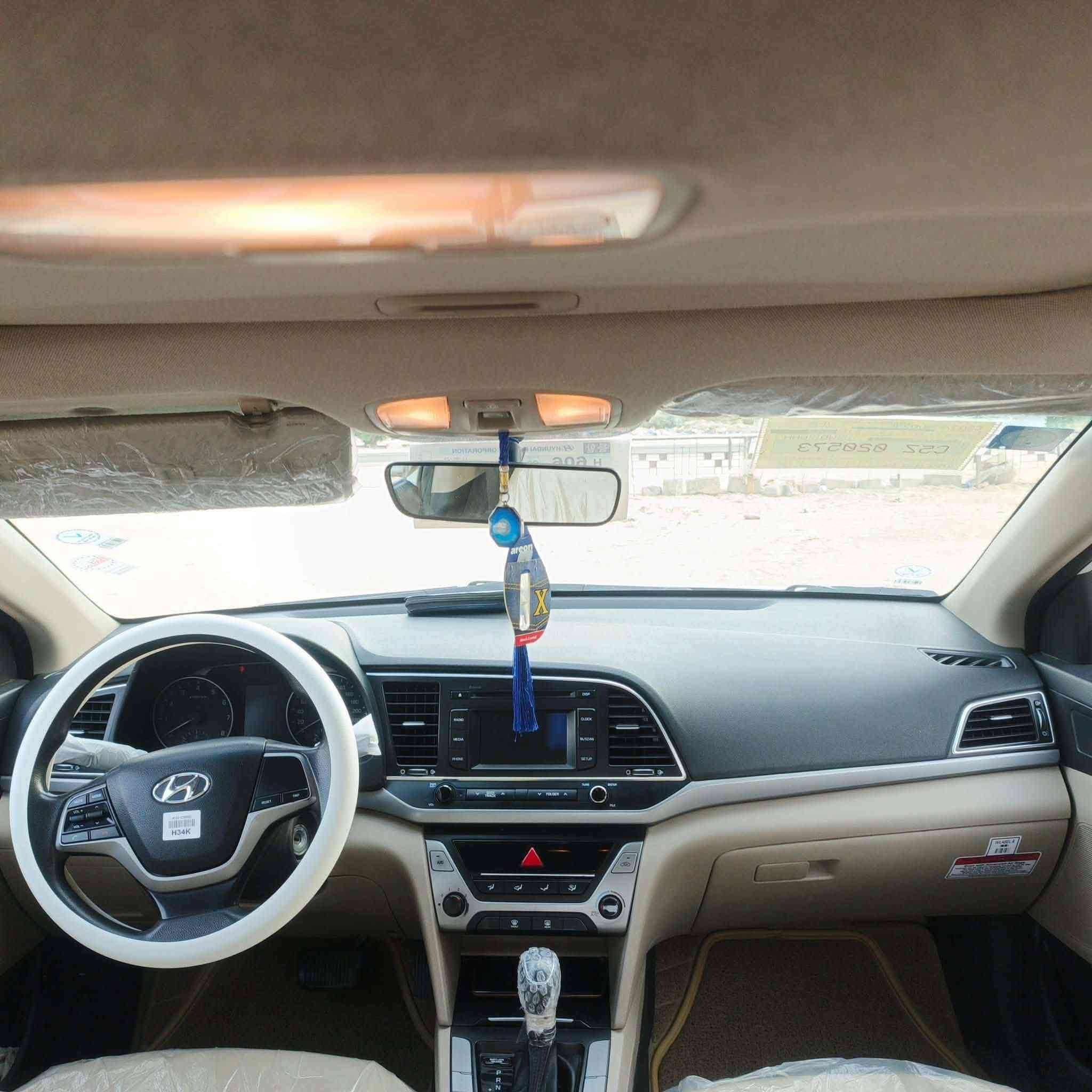 سلام عليكم الانتره 2017خليجي بسمي مكينه 2000 فول مواصفات تبديل بنيد اصلي فقط  للبيع  مراوس السعر 145 ***********
