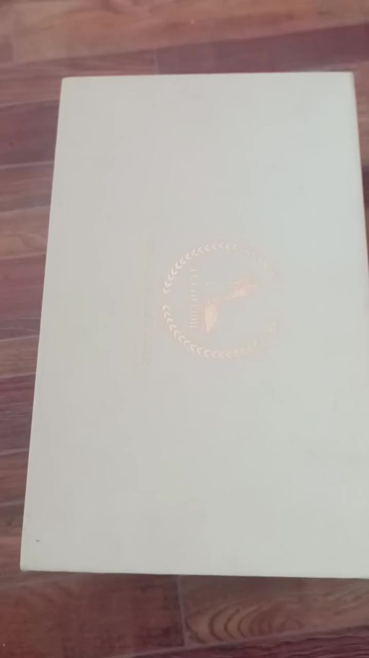 حذاء نسائي ماركه قياس 37 معه التوصيل 15 وبل عافيه


**إذا كنت صاحب هذا الإعلان وتريد حذفه لأي سبب، رجاءا أرسل رسالة إلى الدعم الفني**