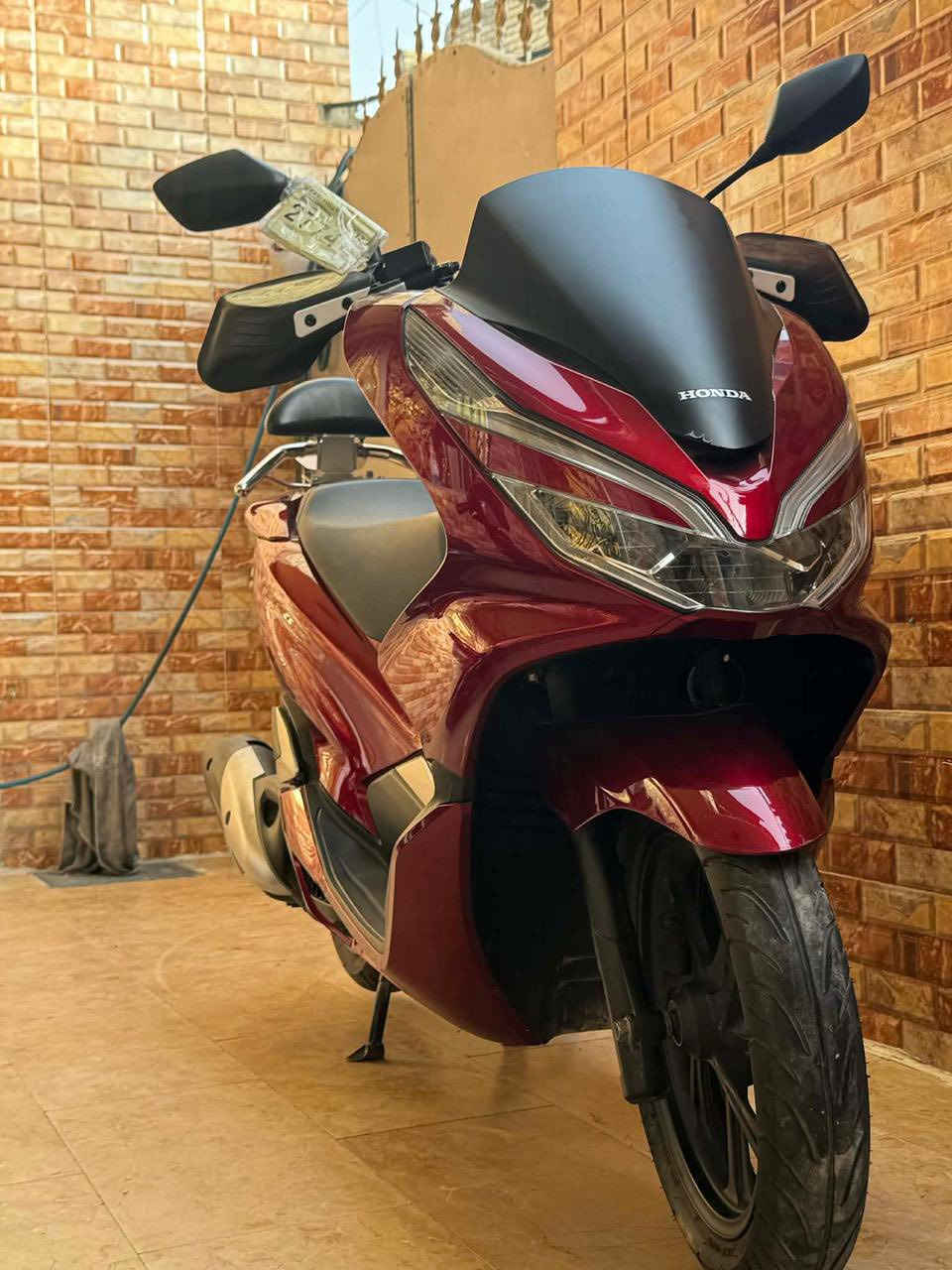 السلام عليكم لبيع بيسي اكس جيل الثالث ياباني محرك 150 ماشية 5 تالاف مكان مدينة الصدر رقم ***********
