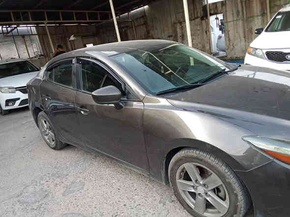 سلام عليكم مازده 3 للبيع  بيه صبغ عام 
مستعجل على بيعته  105 بيه مجال سياره كامله  فول مواصفات عده لفتحه بصمه كشنات جلد تدفئة كشنات بصمة ابواب  هند بريك بصمه سيارت كامله كل نقصه مابيه عليه تخم تاير ***********
