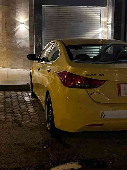 السلام عليكم هونداي النترا وارد كندي موديل 2012 تحكم ستيرن جهتين تدفئه بلكراسي شاشه  صور الحادث مرفقه بلمنشور السياره شادلهة مكينه جديده قبل اقل من سنه بيهة ملاحضات بسيطه بدايه خياسات بلدوسات وبيهة طخه بلجاملغ الخلفي مصلحه وبعدهي مامصبوغه وصدر هم رايدله فتح 
السعر 95 وبيهة مجال 
للاستفسار ***********
