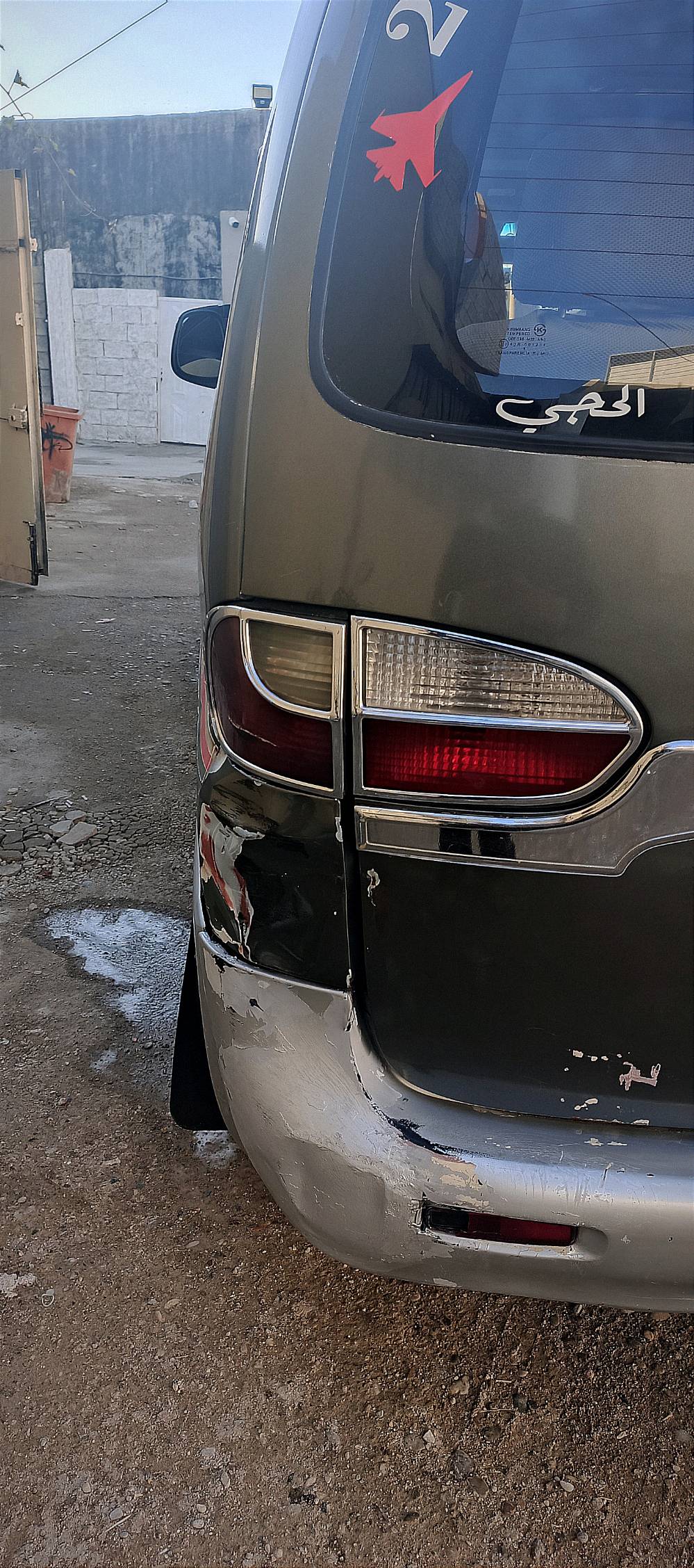 ستاركس موديل 2000 بتره (8 راكب) 
شواصي على بلاد 
مشروع وطني خصوصي بأسمي سنويه 27 
باتري جديد تايرات نضاف 
محرك نضيف 
مكاني كركوك 
السعر (75) بيها مجال للطيبين 
*********** الرقم