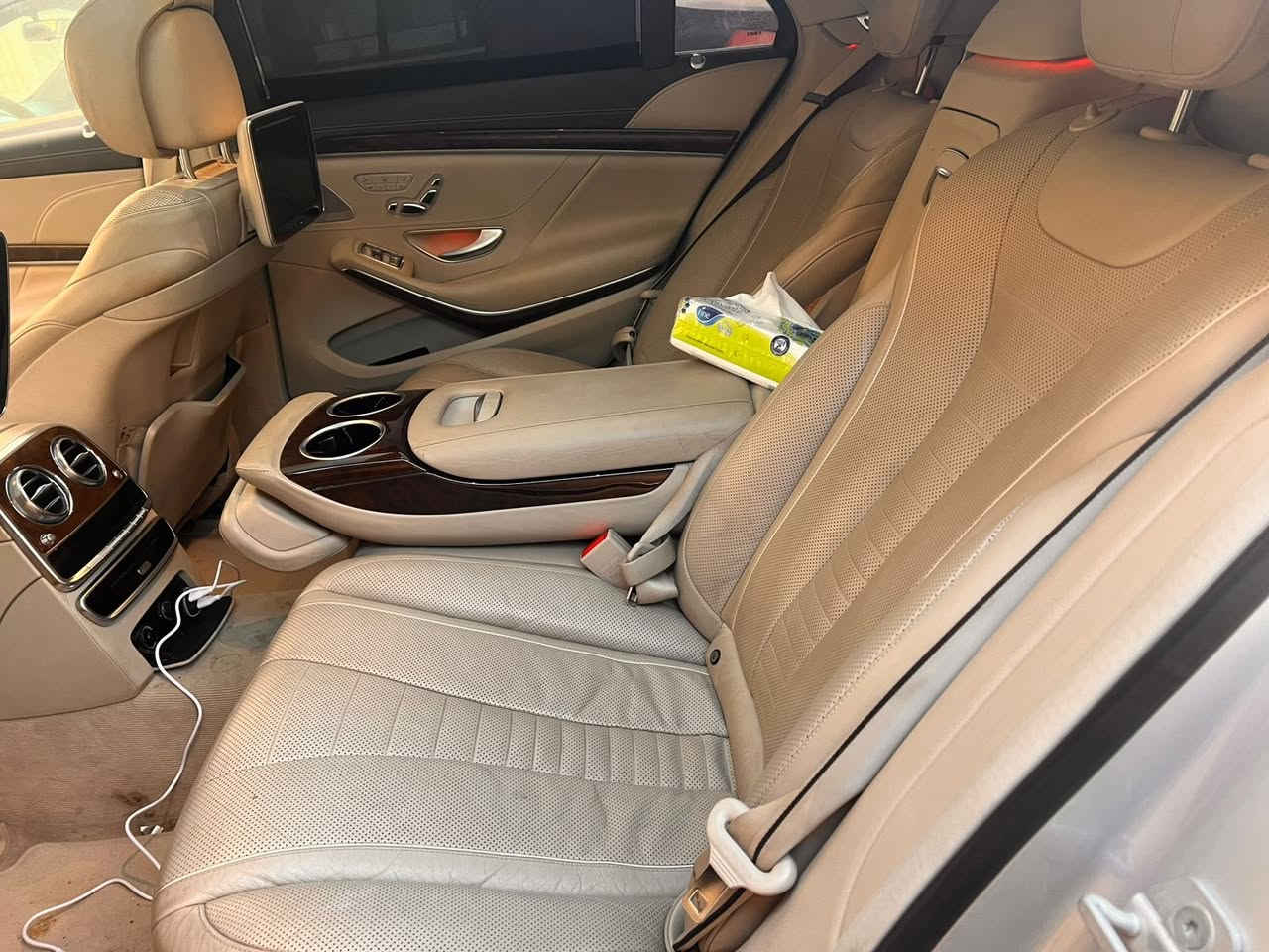 السلام عليكم موديل ١٥اس٥٥٠خليجي كفاله عامه ماشيه١٠٠الف سعر٢٢٥مراوس يرهم حسب القناعه***********
