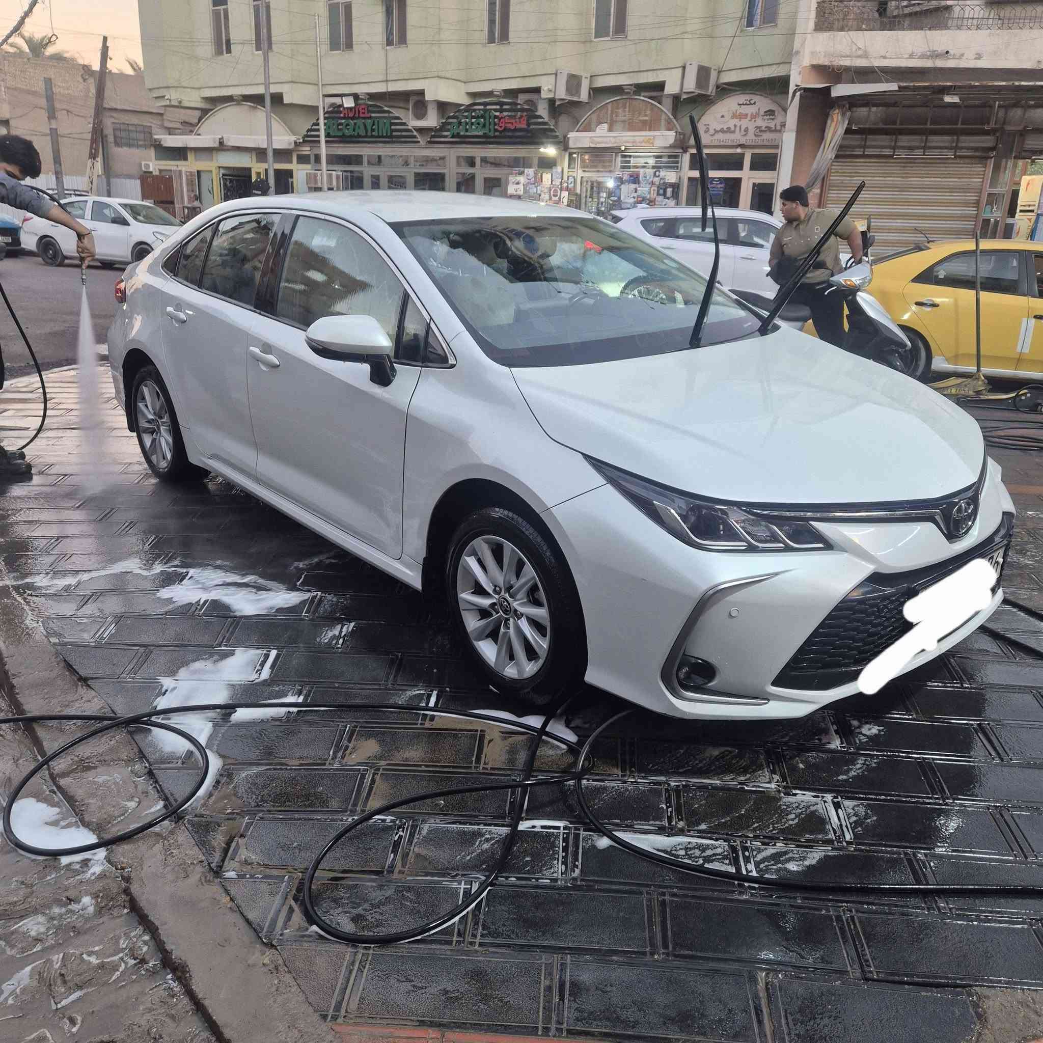 كورلا موديل ٢٠٢٣ سار رقم سلمانيه ماشيه ٦٢الف السياره باسمي الضرار طخات قليله السعر تعال خاص او الاتصال على الرقم ***********
