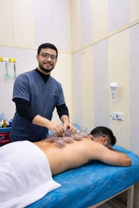 حجامة طبية • خياطة جروح • رعاية تمريضية