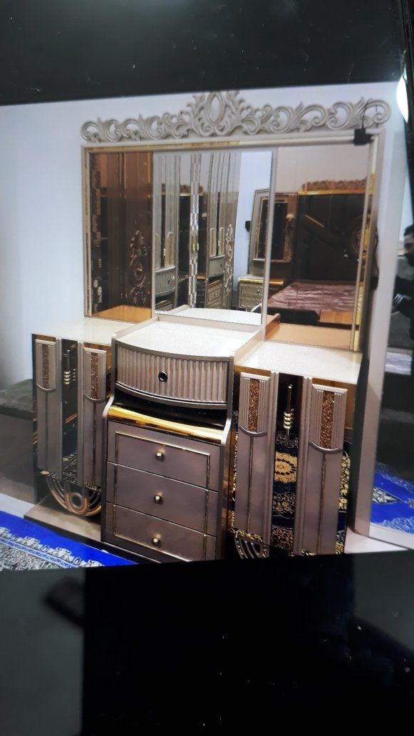 غرفة كاملة تركي درجة اولى جديدة وضخمة وحديثة ١١قطعة السعر ثلاث ملايين وبيها مجال للشراي لضيق المكان اريد ابيعها


**إذا كنت صاحب هذا الإعلان وتريد حذفه لأي سبب، رجاءا أرسل رسالة إلى الدعم الفني**