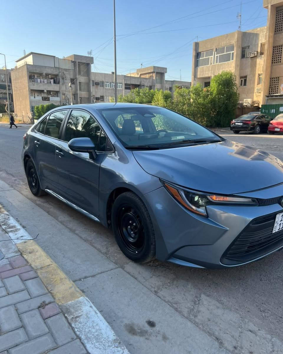 🚘 للبيع | تويوتا كورولا LE موديل 2024

الممشى: 44 الف مايل

* فئة LE.
* محرك 2.0 لتر.
* ناقل حركة أوتوماتيك CVT.
* دفع أمامي (FWD).
* شاشة لمس.
* كاميرا خلفية.
* بلوتوث.
* مثبت سرعة.
* تحكم من المقود.
* مصابيح LED.
* تكييف.
* زجاج ومرايا كهربائية.
* وسائد هوائية وأنظمة أمان.

الملاحظات:

* الشاصي الأيمن مسحوب.
* الجاملغ مضروب ومعدل.
* البنيد مضروب ومعدل.
* السيارة تعمل بصورة طبيعية.
* الفحص متاح للراغب بالشراء.
* السعر مناسب، والتفاوض للجادين.

 📍موقعها : بغداد - شارع فلسطين

✅ لمعرفة السعر : اكتب تم بالتعليقات يتم الرد عليك خاص تلقائي

📞 للاستفسار:
***********

⚠️ تنويه:
السيارة إعلان ممول وغير تابعة للصفحة، ولا نتحمل مسؤولية الاتفاق أو تحديد السعر بين البائع والمشتري.

🌹 الله يبارك للبائع والمشتري، ويرزق الجميع من واسع فضله
