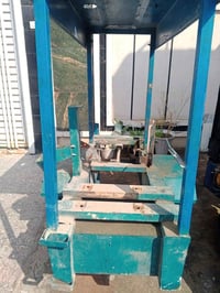 شاصي كيا للبيع نظيف جدا الاتصال على الرقم وسهلة ٠٧٧٣٢٠٧٧٣٦٠بي واتساب م...