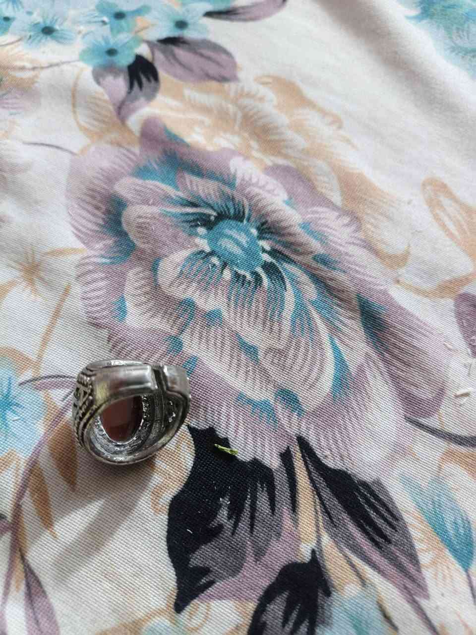 السلام عليكم محابس للبيع واحد مكسور مثل ماوضح بصوره ابيع اعلئ سعر


**إذا كنت صاحب هذا الإعلان وتريد حذفه لأي سبب، رجاءا أرسل رسالة إلى الدعم الفني**