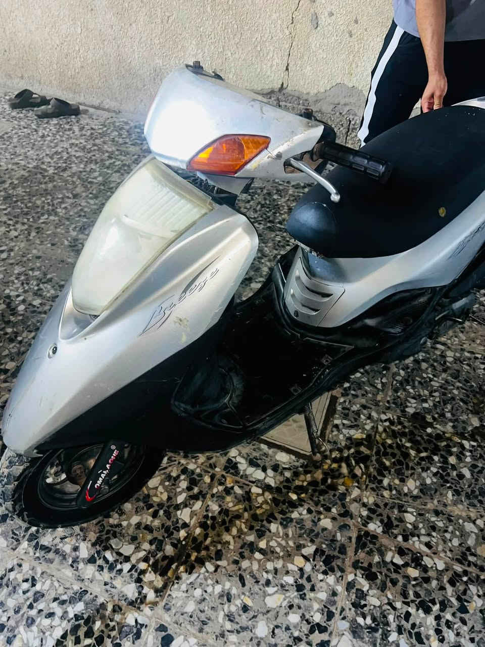 السلام عليكم دراجه بريز لايت جوه للبيع دراجه كاعده مرتبه العنوان بغداد الزعفرانيه
سعر 350 بيه مجال حك الجيه

تواصل 
***********
