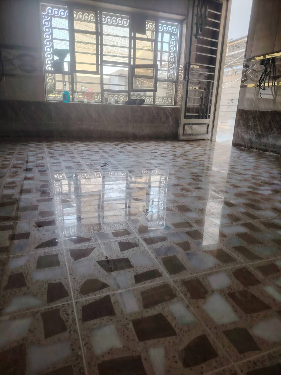 جلي انواع الكاشي الخام و العادي
***********
***********
