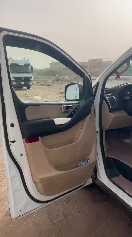 ستاركس 2012مفتوح ومحور مسكر محرك 12 حداده تخم تاير تبربد رقم دولي بسمي 153وبيها مجال ‏‪***********‬‏
