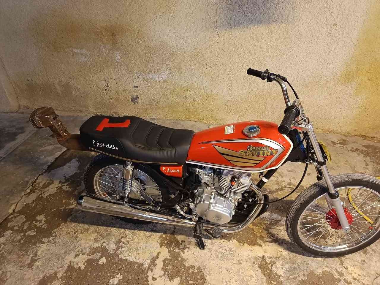 سلام عليكم نامه شلامجه أول تبديلت دهن 
شاصي 14 ارشه تعمير جديد ماصارله شهر 
متواجد خاص وعل رقم ***********
