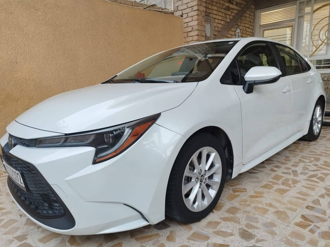 كورلا موديل 2022 وارد امريكي ماشيه 68 الف مايل هايبرد رقم بغداد صورة الحادث موضحة في الصورة مطلوب اراوس براف فور حادث خفيف لون ابيض 
***********
