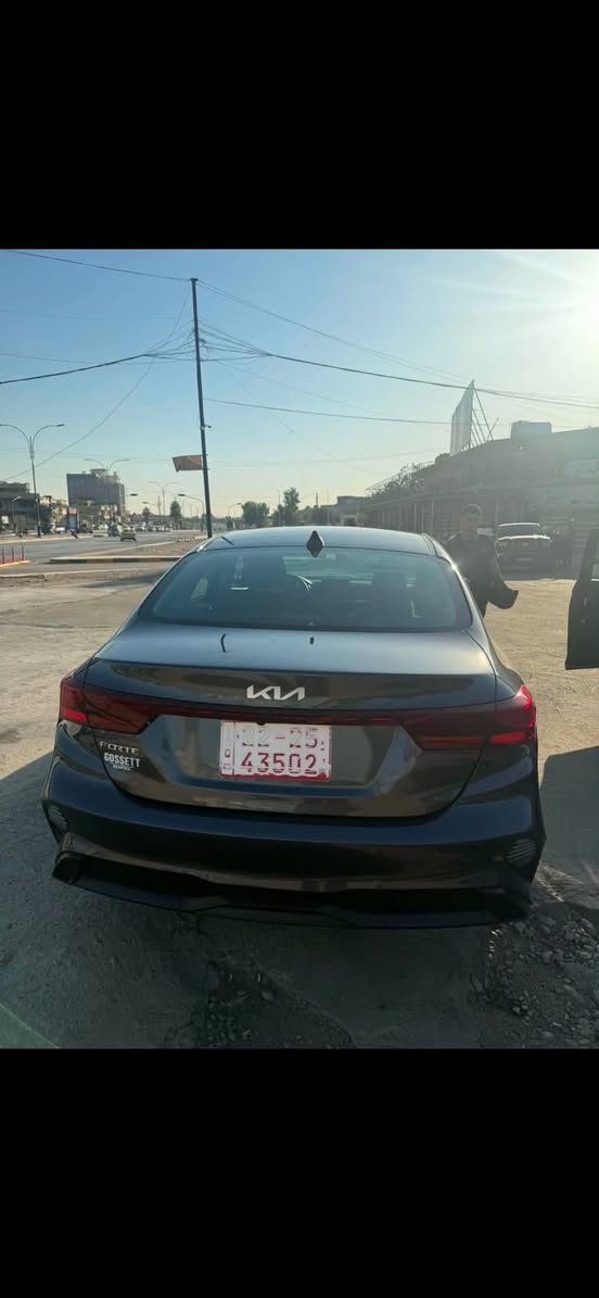 السلام عليكم كيا فورتي 2024 نص فول رادار امامي تحديد مسار 3 انضمة قيادة قيادة داتية حادثها فقط براس البونيد بدون ايربكات بدون دواخل ماشية 19 وبالمايل والسيارة رقم اربيل السعر 157 ومجال    للتفاصيل اكثر الاتصال ***********
