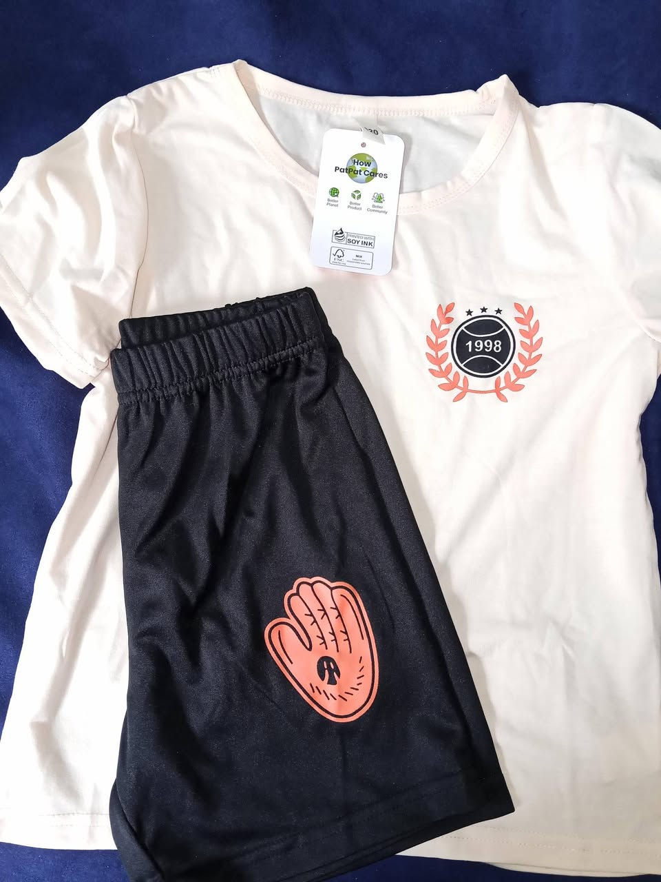 كوزمتك رزان بسمايه 
ملابس اطفال 
سعر 5


**إذا كنت صاحب هذا الإعلان وتريد حذفه لأي سبب، رجاءا أرسل رسالة إلى الدعم الفني**