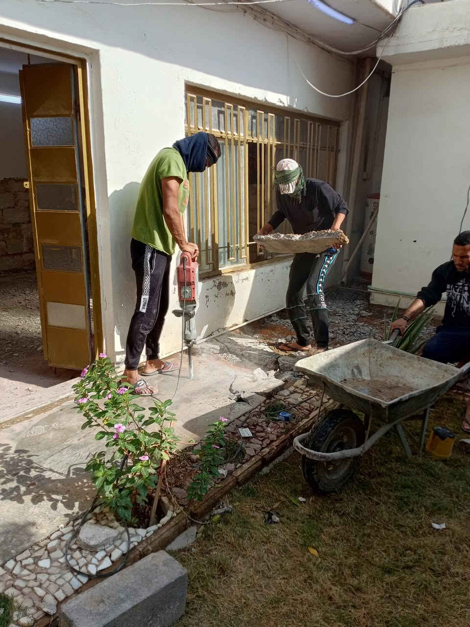 سلام عليكم  / يوجد كادر عمل جاهز/ تصعيد مواد/ تنضيف بيوت/ تفليش/ تكشيط/ تنضيف حدائق/ دفن نهري  / شقلنه ليل ونهار   /ومعداتنه جاهز/ ماعليك بس تصال على رقم  /     ***********سلام عليكم  / يوجد كادر عمل جاهز/ تصعيد مواد/ تنضيف بيوت/ تفليش/ تكشيط/ تنضيف حدائق/ دفن نهري  / شقلنه ليل ونهار   /ومعداتنه جاهز/ ماعليك بس تصال على رقم  /     ***********
