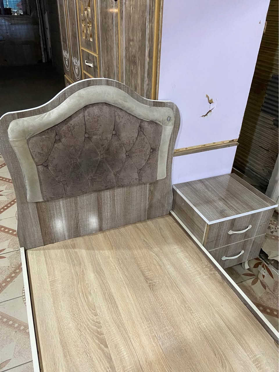 سيسم نفر واحد مستعمل قليل 

سعرها 90 الف￼ 
الاستفسار *********** كركوك, العراق
