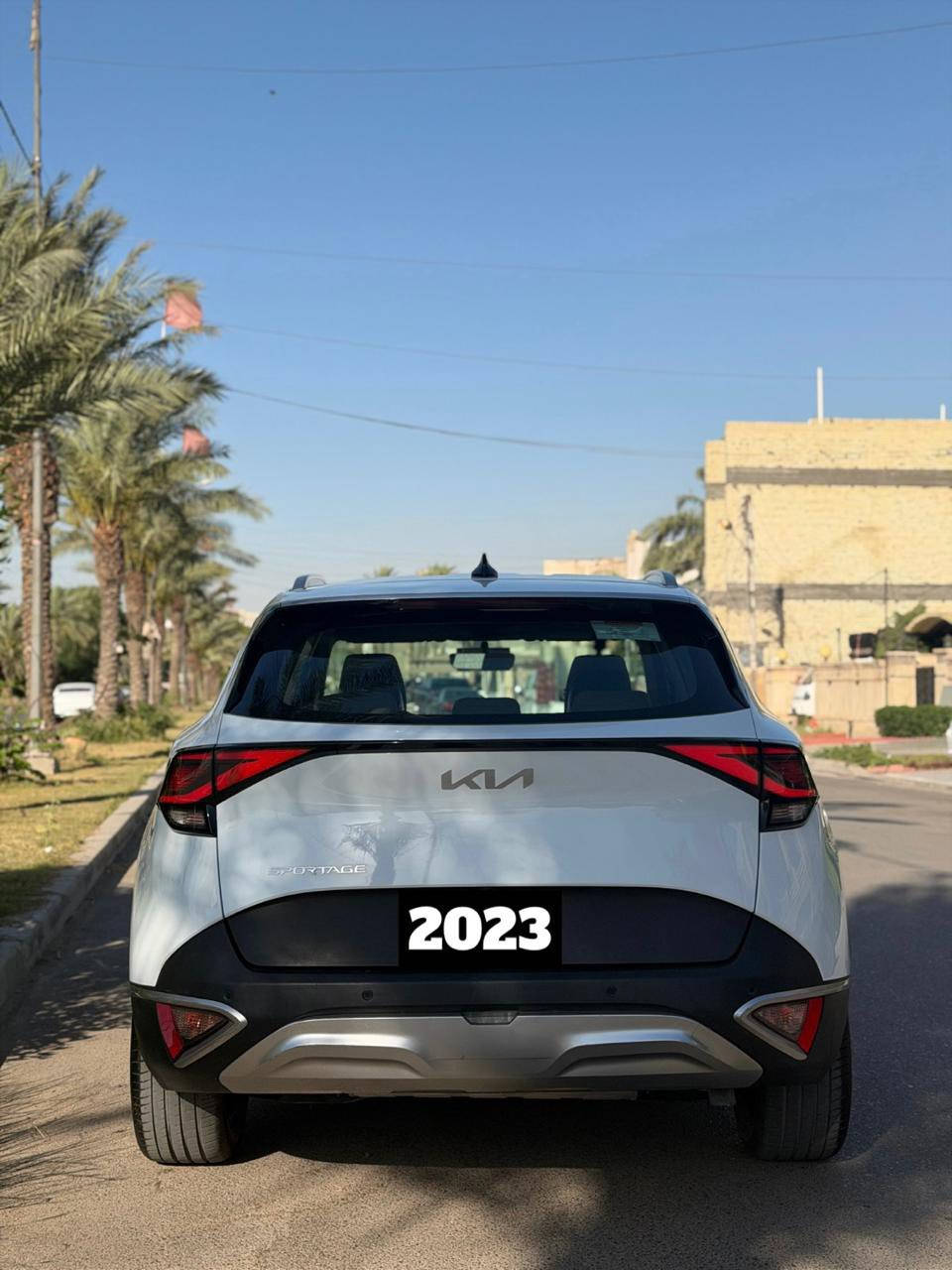 السلام عليكم كيا سبورتج 2023جديده السياره ضمان الشركه الدوليه صيانه كله بالشركه  كير مكينه كفاله مكانها بغداد السيديه للاستفسار ***********
