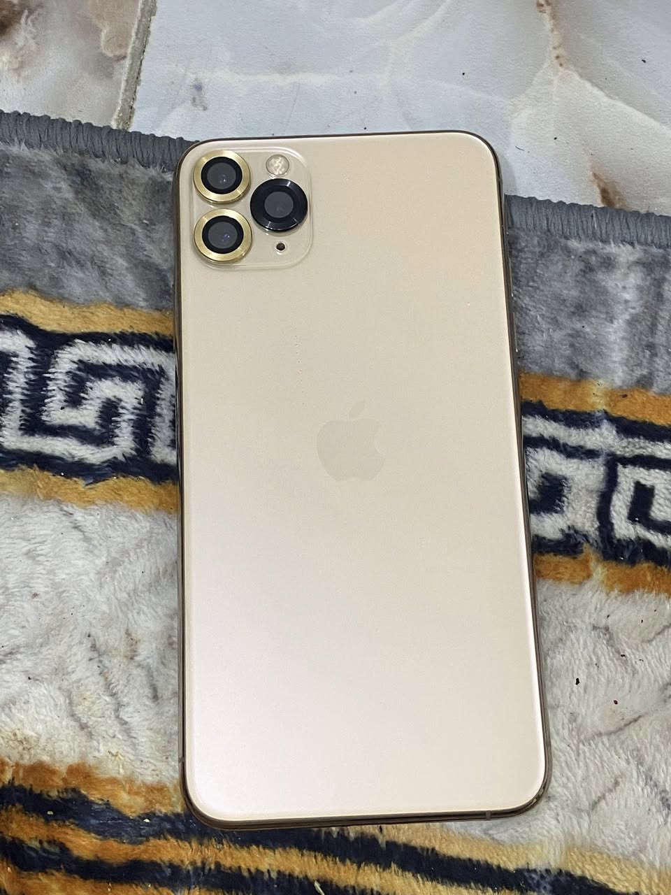 السلام عليكم إيفو ١١بروماكس  ذاكره٥١٢مكفل من تبديل بس البطاريه خدمه بطارية 75سعر٢٥٠وبي مجال قليل***********
