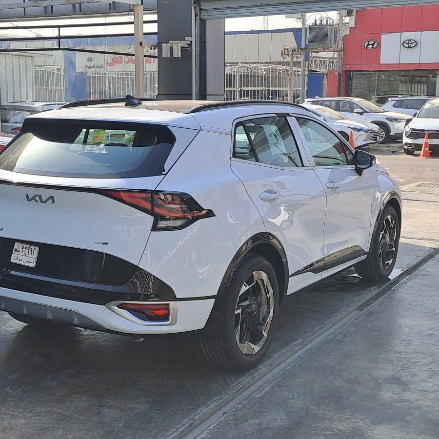 ♦️ Kia- Sportage - Gt line 2️⃣0️⃣2️⃣5️⃣كيا سبورتج جي تي لاين ♦️

خاضعة لضمان الصيانة من شركة المجموعة الدولية العراقية 
سنة صيانة مجانية او 20 الف كم
ضمان 5 سنوات أو 100,000Km

☑️ خليجي
✅️زيرو 
☑️ الموديل 2025
✅️ سعة المحرك 2.0L 
✅️ مرتبط بناقل حركة أوتو 6 
☑️ مفتاح التشغيل بصمة
☑️ تشغيل عن بعد 
✅️ بصمة دخول الابواب
✅️بانوراما 
✅️ رادار نقطه عمياء 
✅️ تبريد شاشة
❇️ تدفئة تبريد المقاعد الأمامية 
❇️ ايرباك عدد BAG 6‼️
☑️ حساسات أمامية 
☑️ حساسات خلفية
✅️ لايت زينون + LED
✅️ كشافات 
☑️ بك لايت LED
☑️ حجم الاطار 235/50R19 
✅️ ويل كب 19
✅️ 4 دسك
☑️ ماسحة خلفية
☑️ اريل نفكيتر 
✅️ دشبول شاشة 
✅️ شاشة Apple Car play and Android auto 
☑️ كاميرا دوارة
☑️ المقاعد جلد مختوم Gt
✅️ حركة المقاعد الأمامية كهرباء
☑️ تدفئة المقود 
✅️ مثبت السرعة Cruise
✅️ المودات والأوامر الصوتية
☑️ أوضاع القيادة  Drive Mode
☑️ فحص أنظمة السيارة 
☑️ حساسات اطارات 
✅️ شفتات مقود
✅️ قطعتين تبريد
✅️ هاند بريك بصمة 
✅️ ا ABS
☑️ ا Auto Hold 
☑️ ا ISO Fex 
✅️ نظام مانع الانزلاق
☑️ نظام نزول المنحدرات
✅️ اشارة في المرايا الجانبية
☑️ مخرج منفذ الطاقة 
☑️ ا  Bluetooth / USB
✅️ بردة خلفية 
✅️ شاحن هاتف Wairlees
☑️ تطعيم الدواخل ألمنيوم 
✅️تطعيم الخارج اسود لماع
✅️مري اسود لامع
✅️شباك برونز 
✅️دفيوزر برونز 
❇️كتات Gt
☑️ويل كب اسود 
☑️دركة خياط 

 أبعاد السيارة :
1️⃣ الطول 448 cm
2️⃣ العرض 187 cm
3️⃣ الارتفاع 167 cm

🎁السعر 39,700,000د.ع شامل الترقيم بغداد 🎁

مجموعة عراقنا لتجارة السيارات 

العنوان : بغداد معارض البياع 

اشتري بثقه💯🌹

***********

رابط الصفحه 

https://www.facebook.com/profile.php?id=61557668616037&mibextid=ZbWKwL

