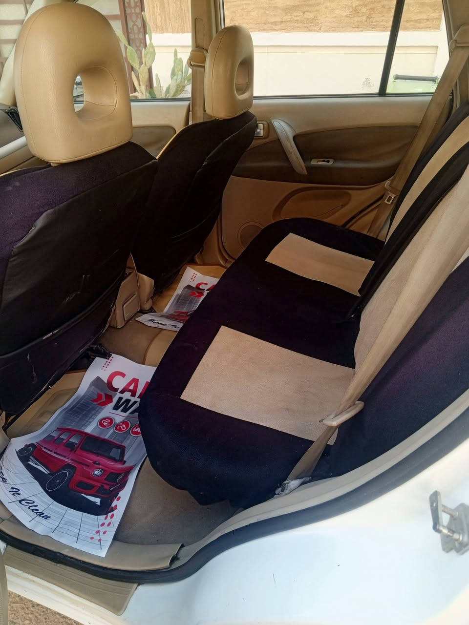 السلام عليكم تيكو 2012 رقم بغداد باسمنه هزه جديده
كير مكينه صدر تخم تاير 
دوشمه جديده شاشه تاب كامره
تبري تدفئه كهربائيات كله شغاله
كير ميكانيك المرغوب 
السعر 58 بيه مجال مكان بغداد 
صليخ او الشعب رقم ***********
