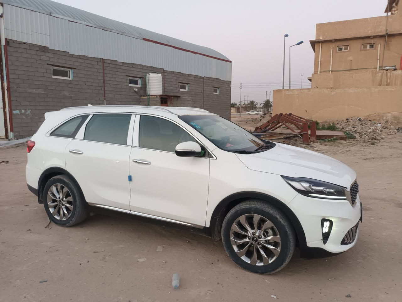 السلام عليكم كيا سورنتو موديل 2020 خليجيه فول مواصفات عدا الفتحه السونار مرفق بالصور السياره جديده مكانها نجف حيدريه سعرها 220 رقمها واسط تحويل مباشر رقمي وبخدمتكم 
***********
