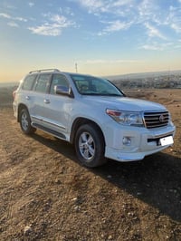 تويوتا لاندكروزر • موديل ٢٠١٢ • أوراق